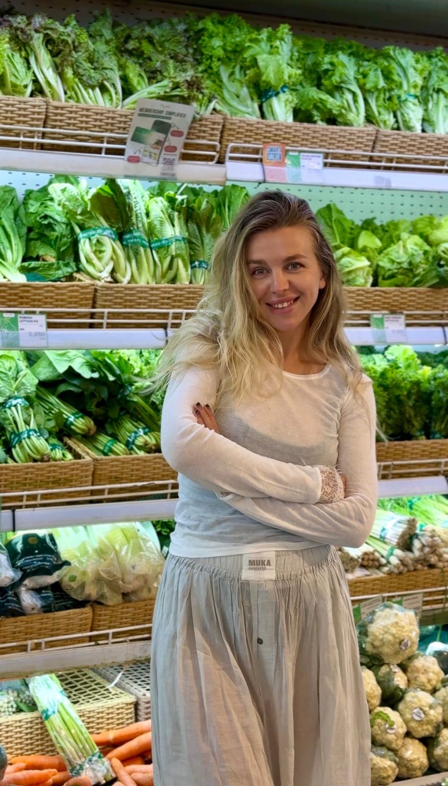 Александра Соколова в овощном отделе